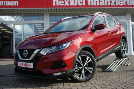 Nissan Qashqai 1.3 DIG-T... 