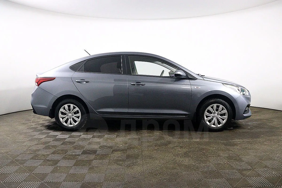 Hyundai Solaris Image 4